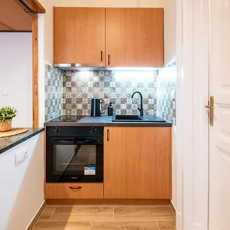 - Colourful - Cozy *